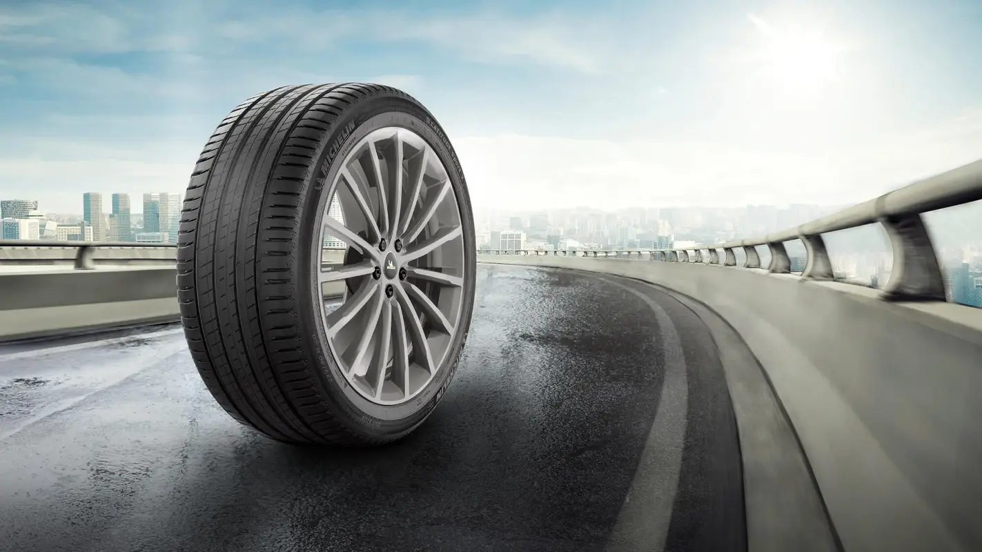 Michelin LATITUDE SPORT 3: Üreticinin model tanıtımı