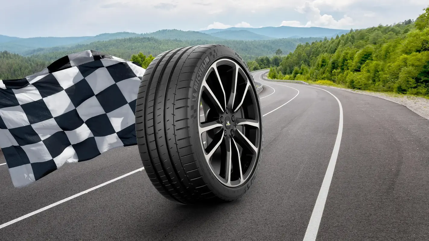 Michelin PILOT SUPER SPORT: Üreticinin model tanıtımı